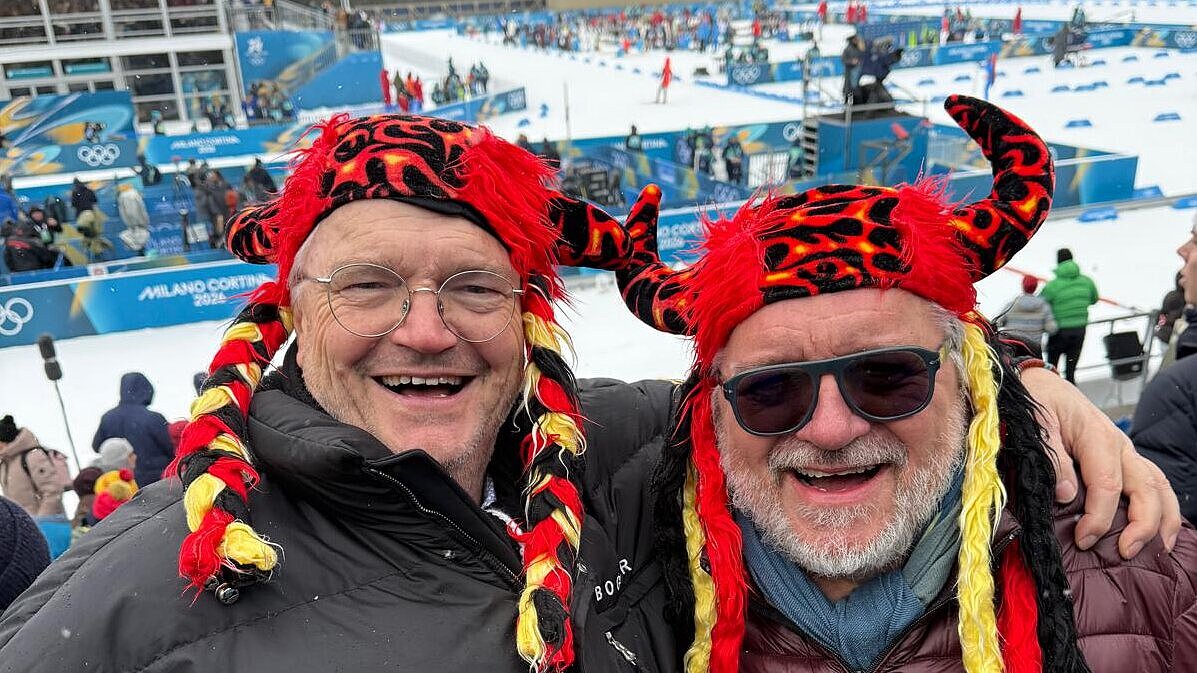 Sailaufer Werner Krass und Erich Mützel aus Goldbach auf der Suche nach Olympia-Flair